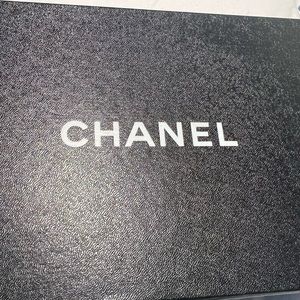 Preowned CHANEL black Espadrilles with blk patent leather tips Sz 39